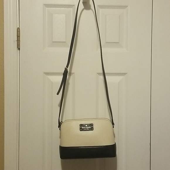Kate Spade Bag - Picture 1 of 6